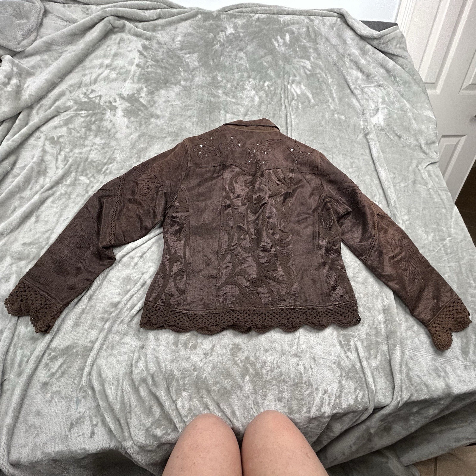 Flashback Couture Women’s Jacket Sz M Brown Embroidered Sequin Crochet Hem Boho