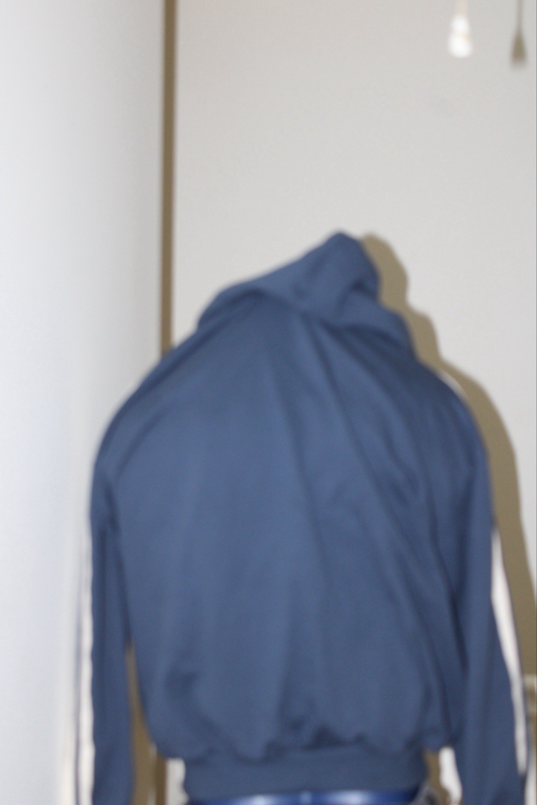 SCUFFERS BRAND NEW “EFFORTLESS” IN BLUE SIZE XXL CAN FIT XL … PREMIUM HOODIE