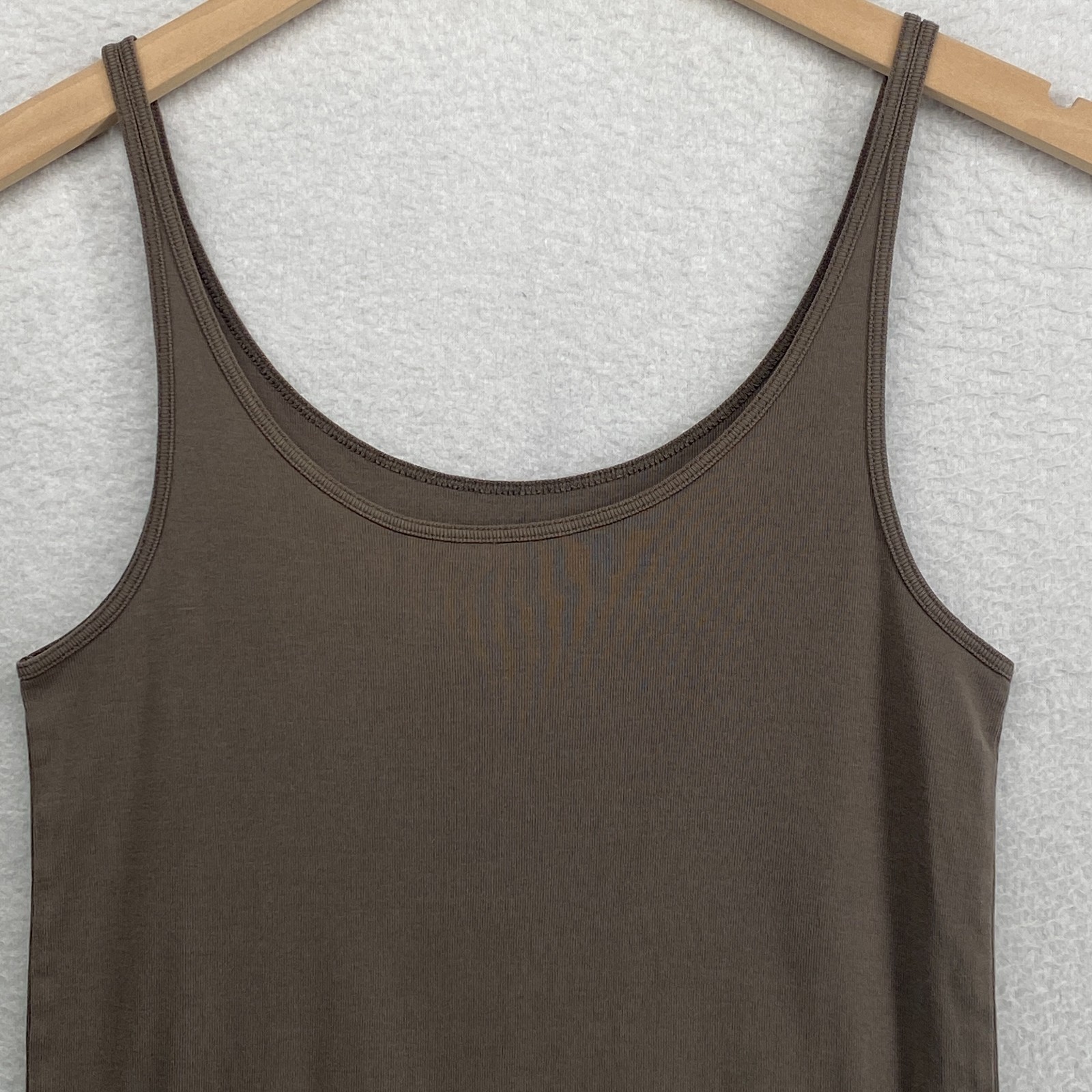 EILEEN FISHER Tank Top M Organic Cotton Ribbed Jersey Cami Slim Scoop Neck Brown
