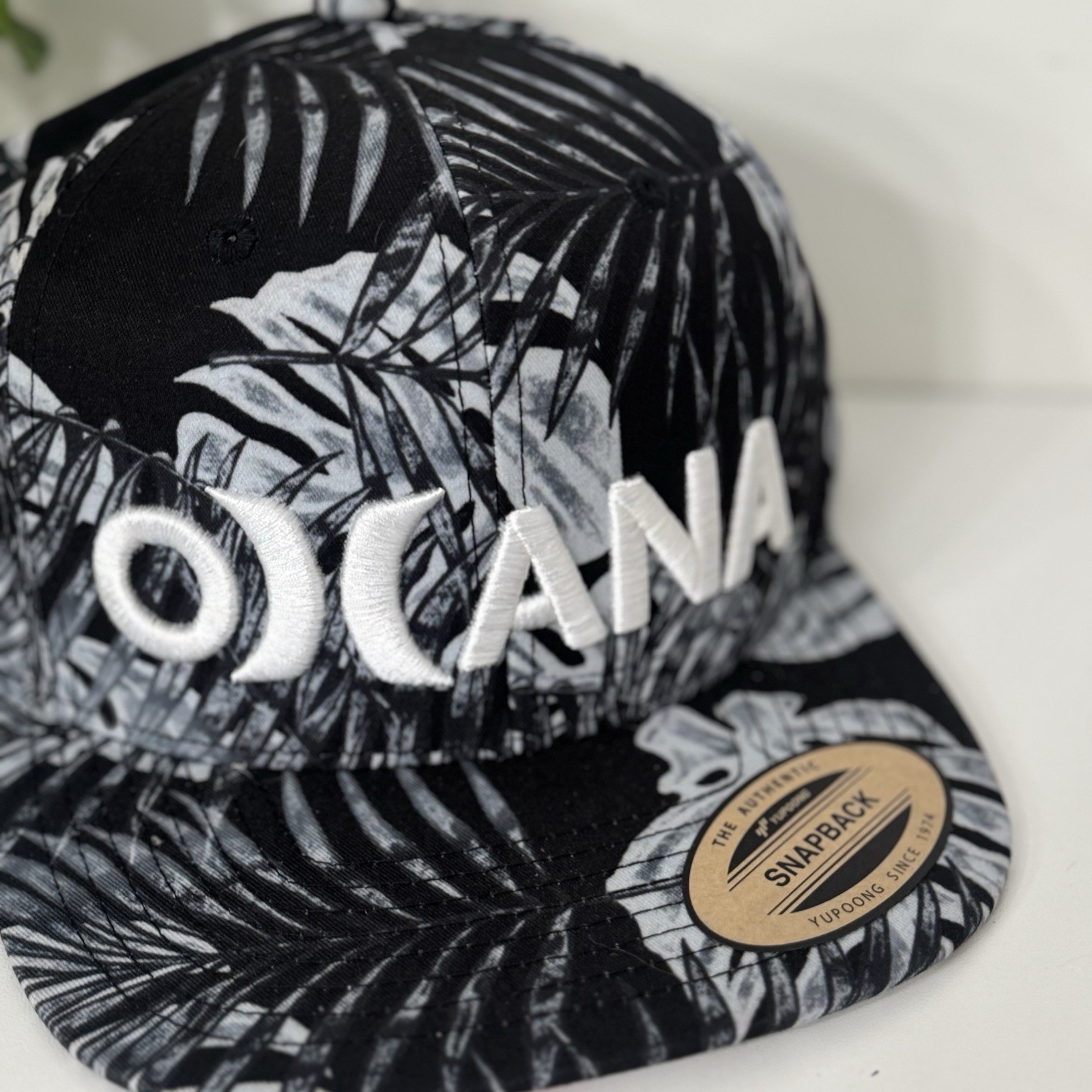NWT Hurley Ohana Hawaii Flag SnapBack Hat – Adjustable – Classics By Yupoong