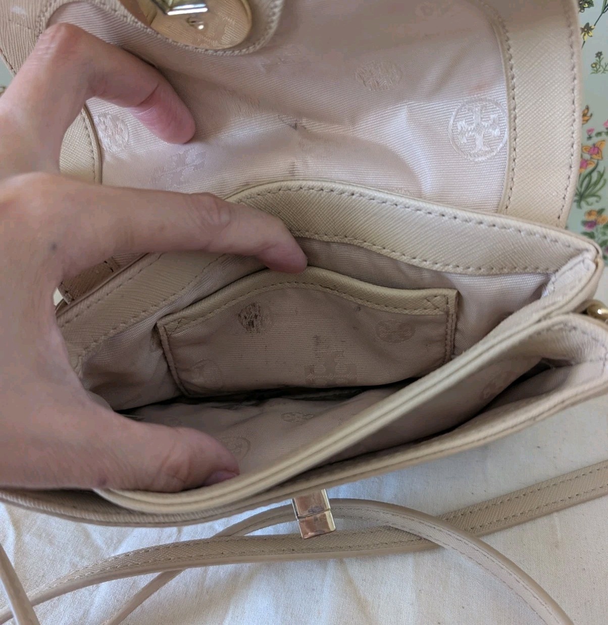 Tory Burch Robinson Crossbody