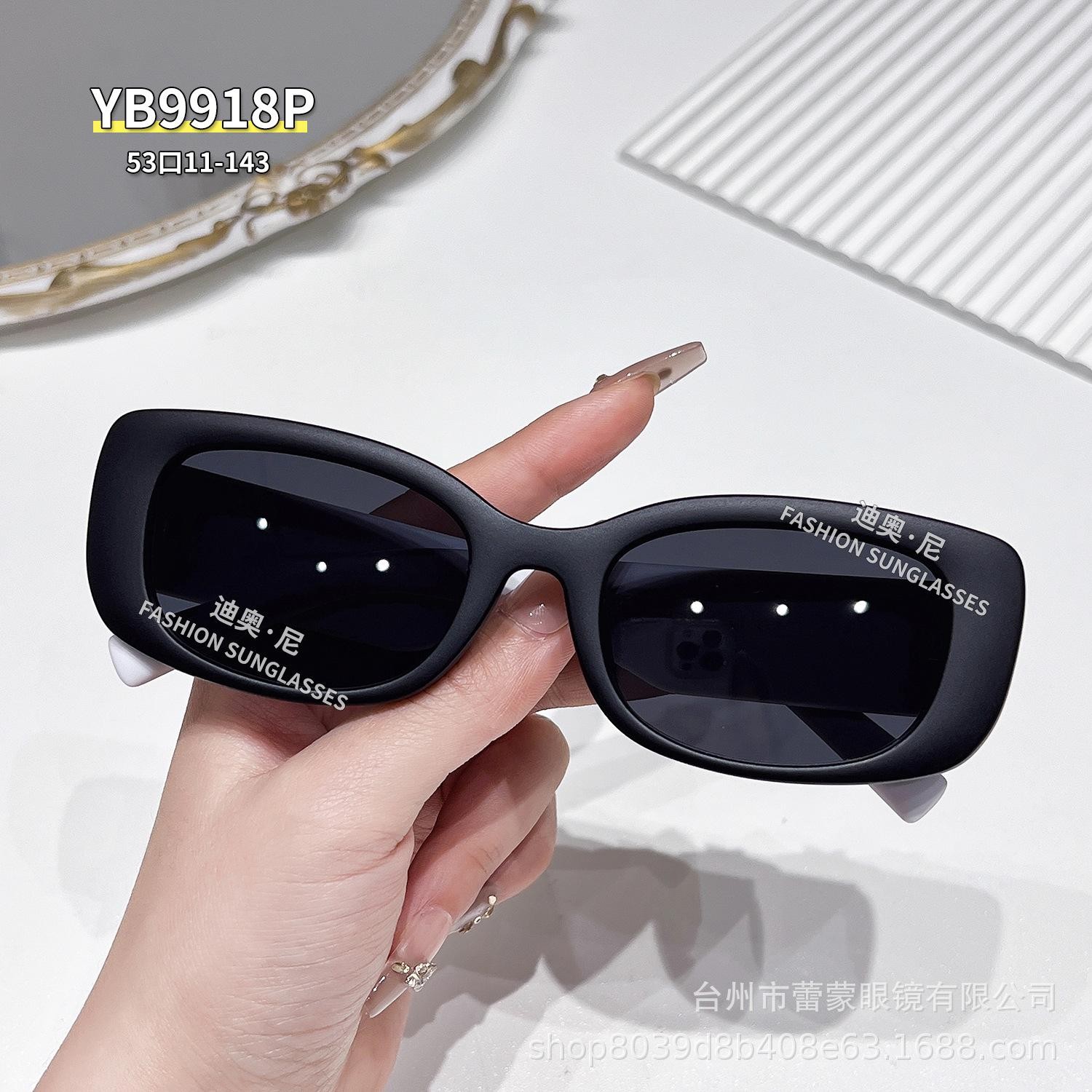 2025 New Fashion Polarized Cool Sunglasses Unisex M Letters Sun Glasses UV400