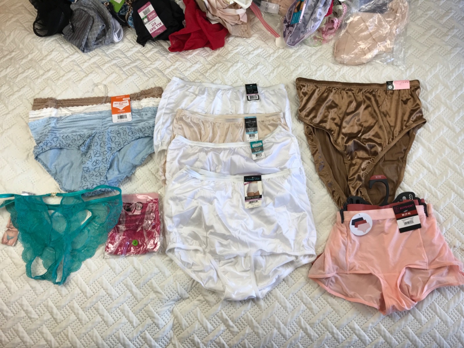 175 Wholesale lot womens new assorted panties underwear thong bras briefs resale