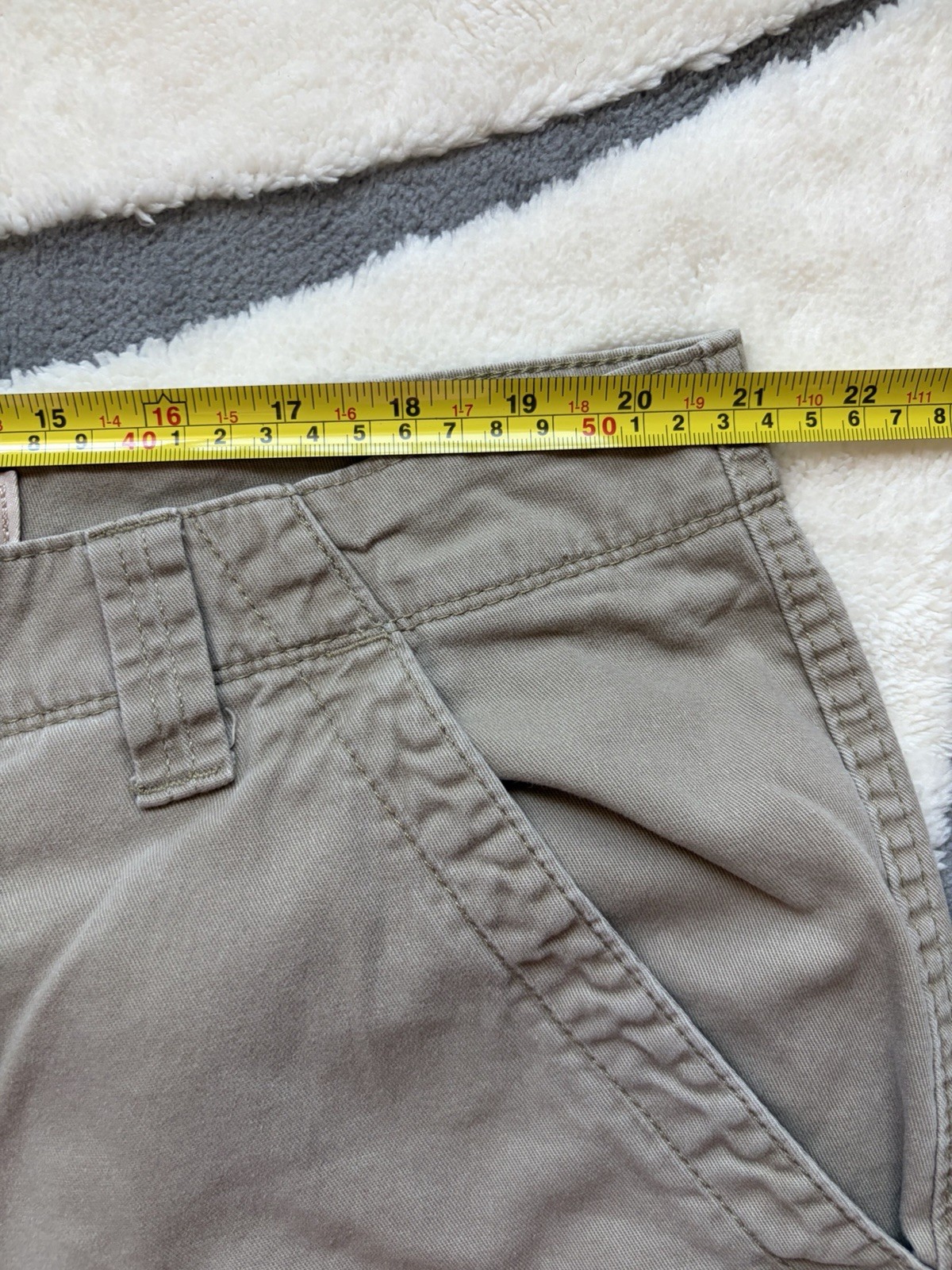 Wrangler Men’s Relaxed Fit Beige Cargo Pants Cotton Twill Pockets Waist 42
