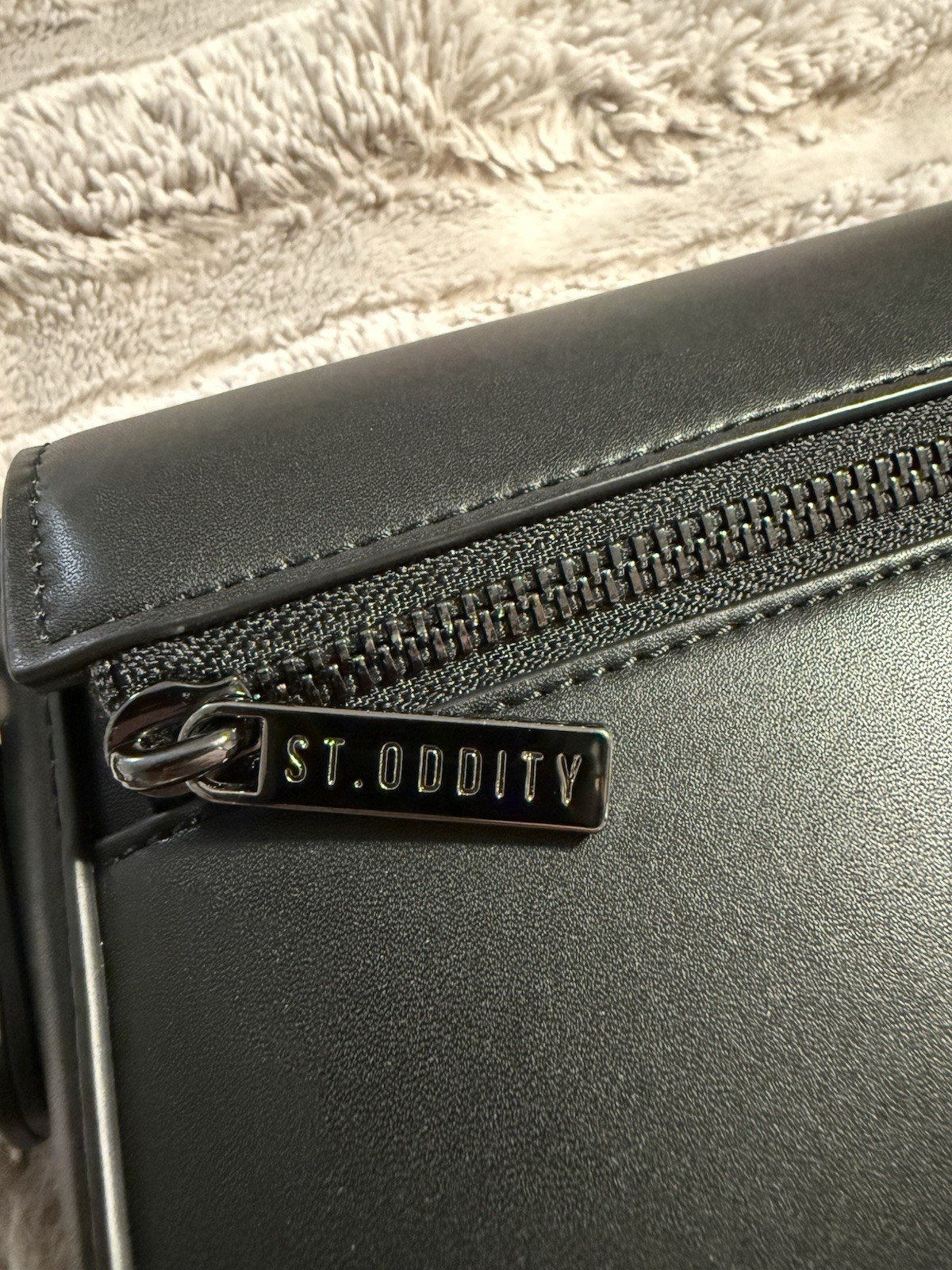 ST.ODDITY Black Crossbody Bag with Street & Chain Strap/Coin purse/Dust bag