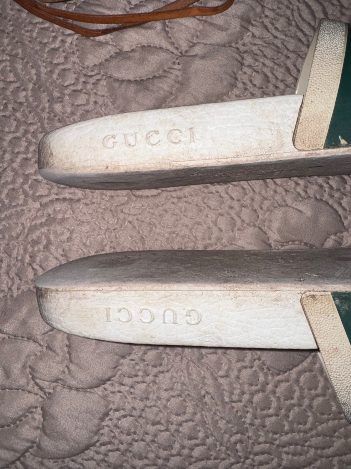 Gucci Men’s Web Rubber Slide Sandals White w/Red/Green Stripe