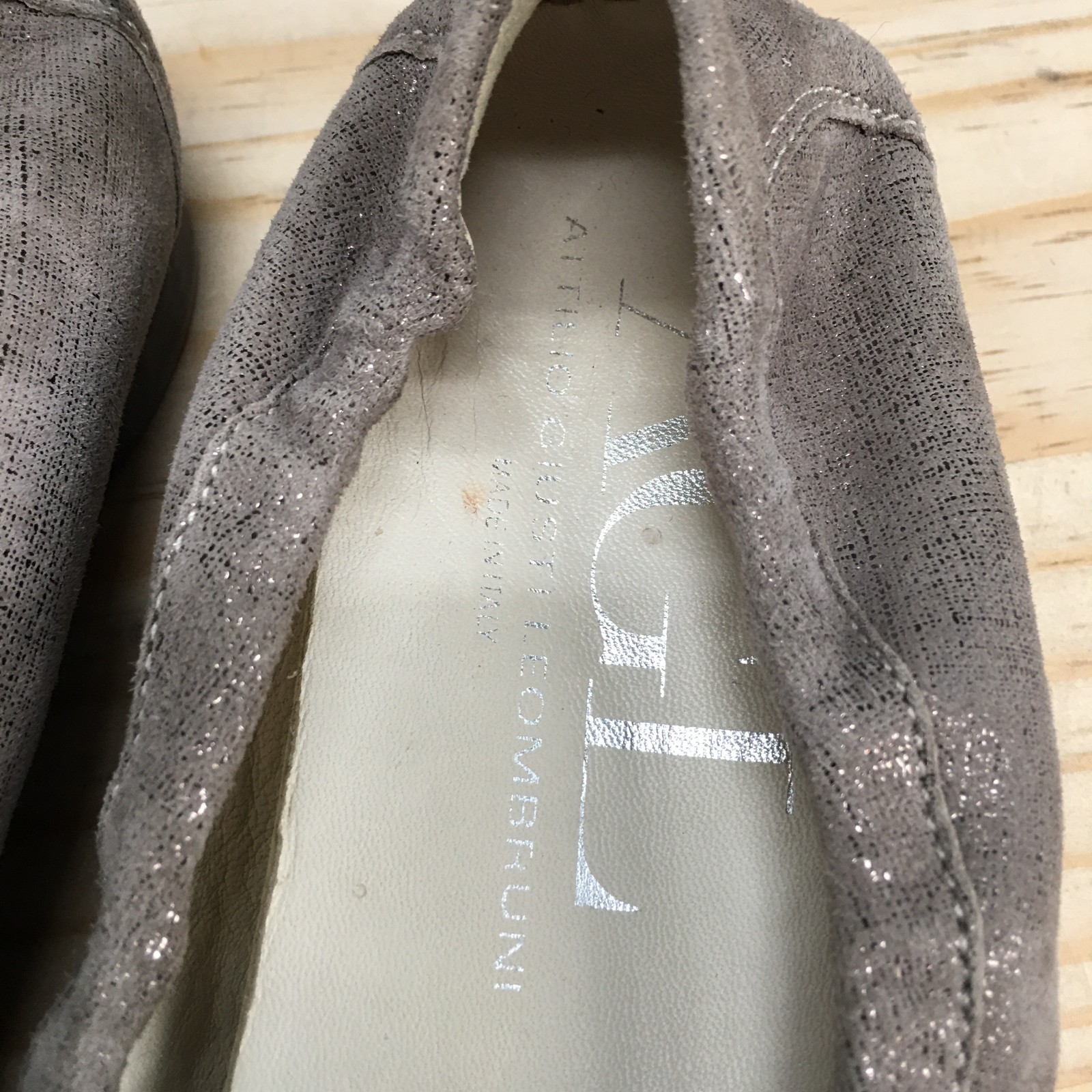 AGL Attilio Giusti Leombruni Loafers Womens 39 Taupe Suede Metallic Slip On