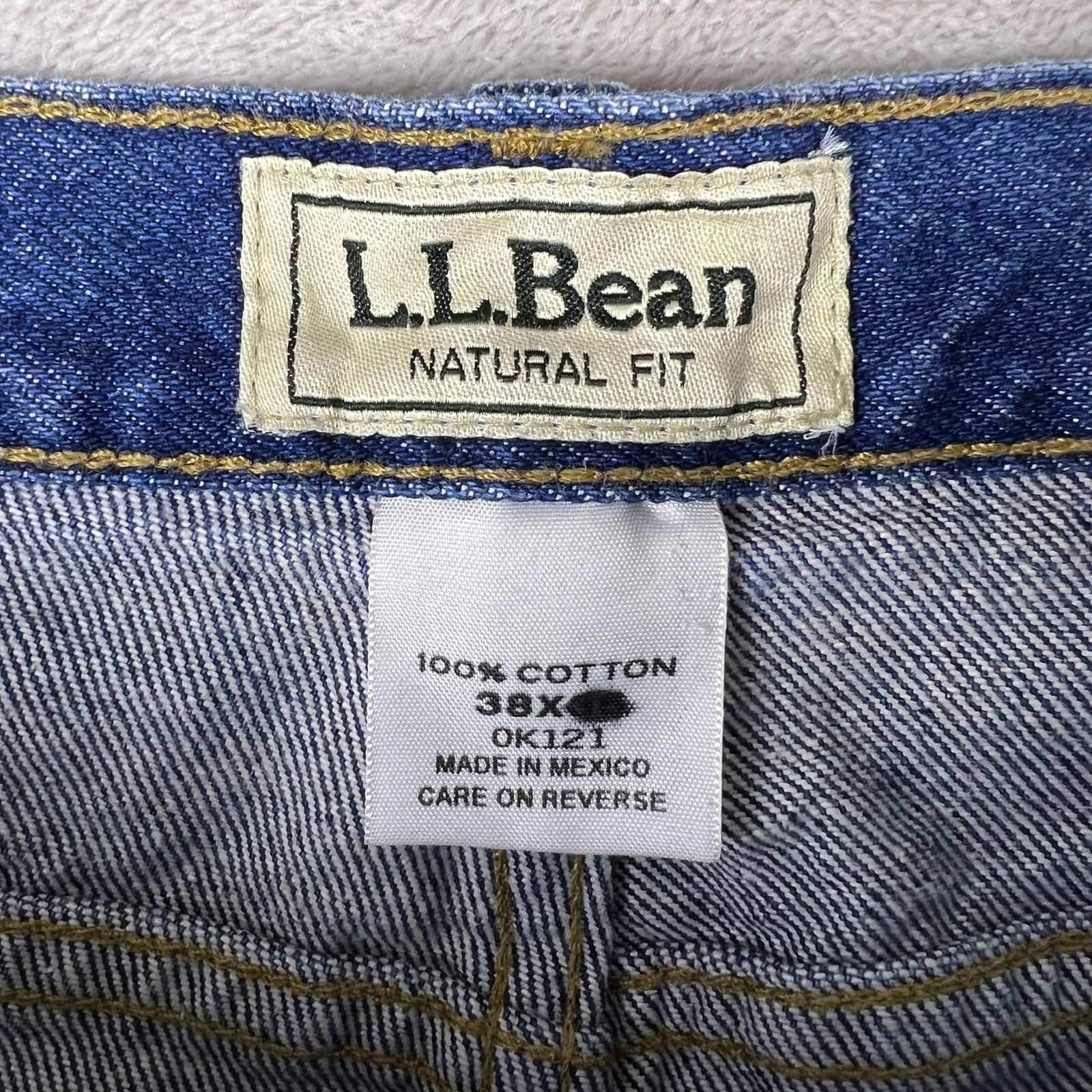 LL Bean Natural Fit Jeans Mens 38×27 Blue Denim Relaxed Straight Leg OK121