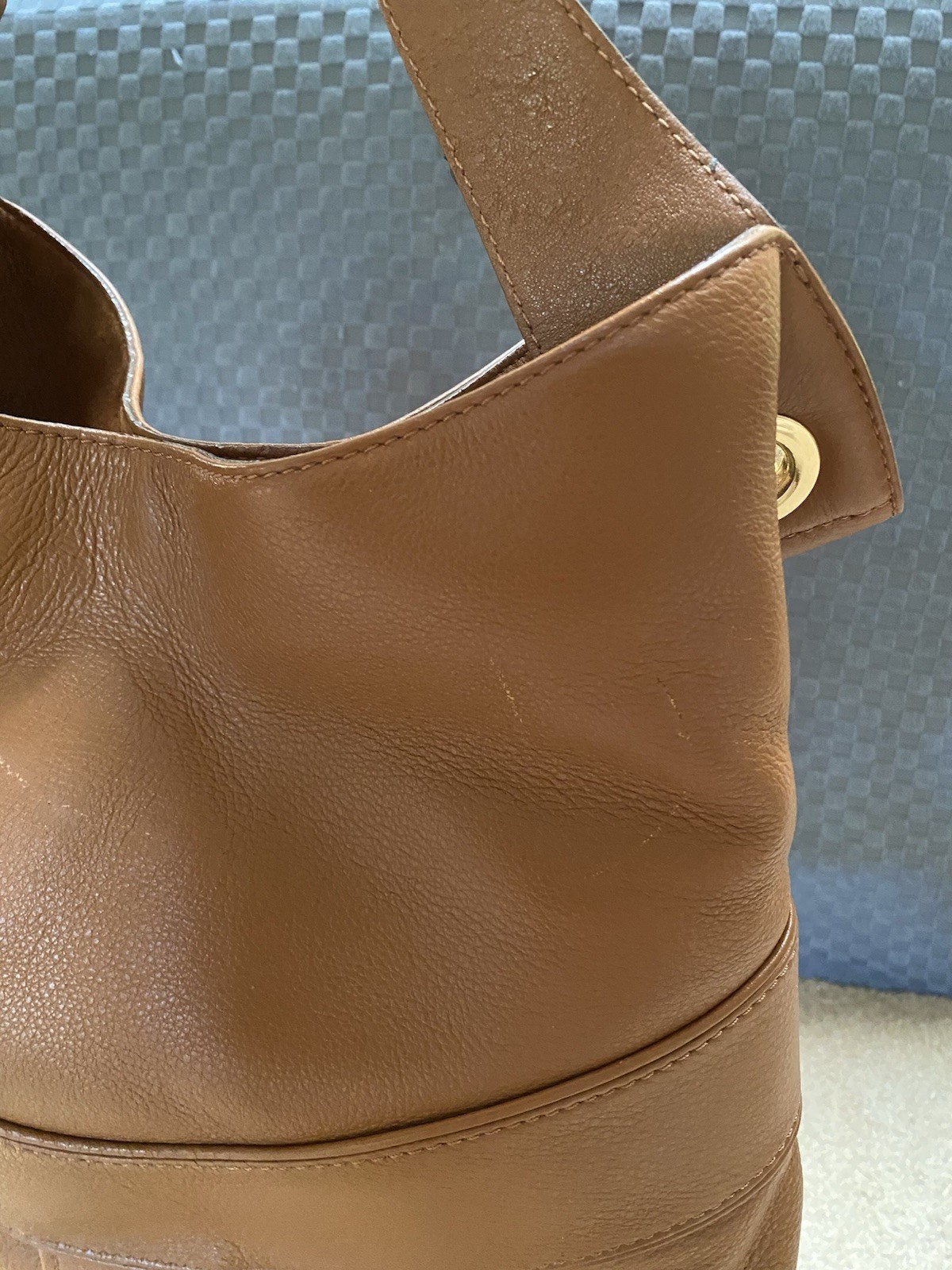 Michael Kors Brown Pebbled Hobo Shoulder Bag Gold Hardware Zip, Pockets