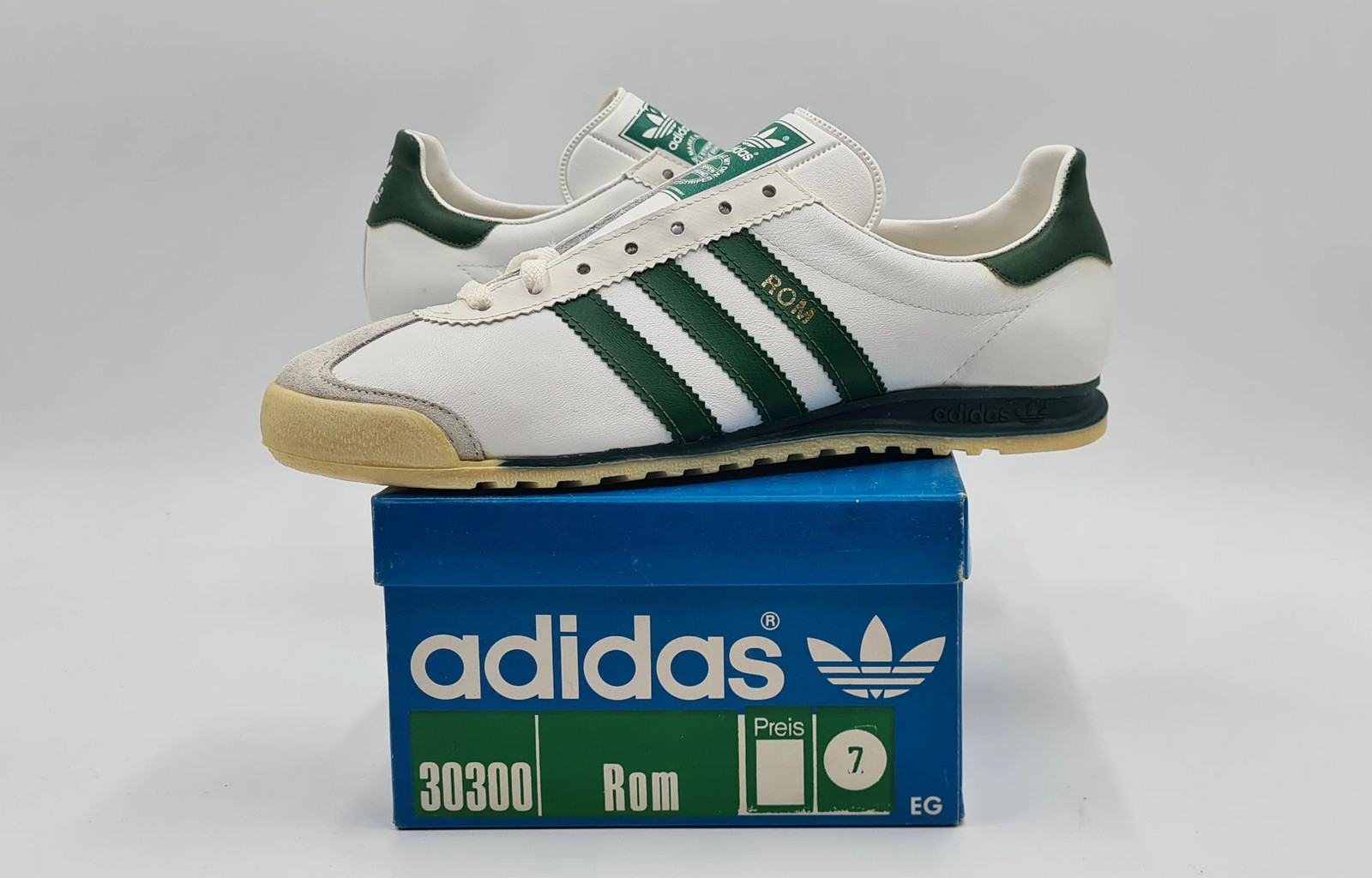 *NEW* Vintage 1980s Adidas Rom With Green Stripe UK 7 / EUR 40 2/3