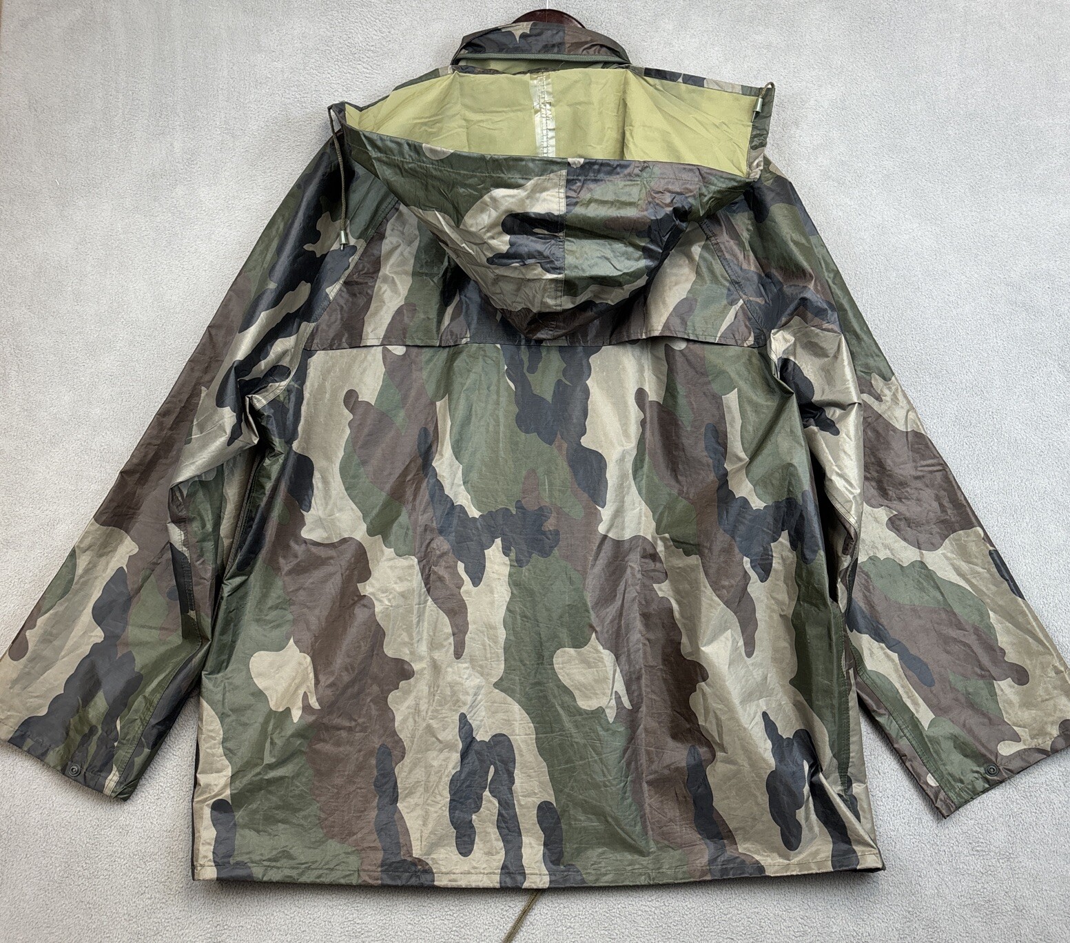 Mil-Tec by Sturm Men’s XL Frog Camo Green Rain Hunting Jacket Removable Hood