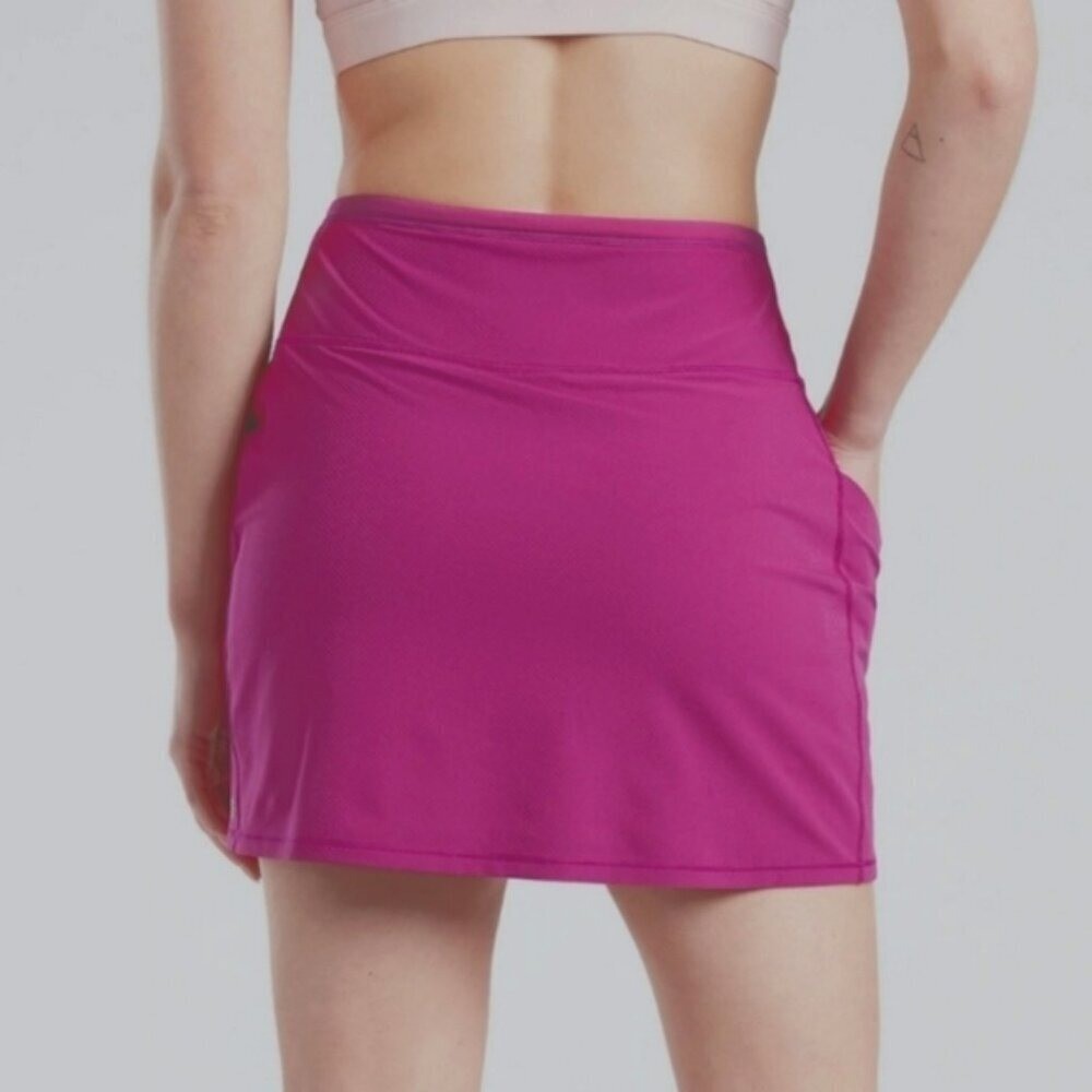 Athleta Action Skort in Dobby 14.5″ Small