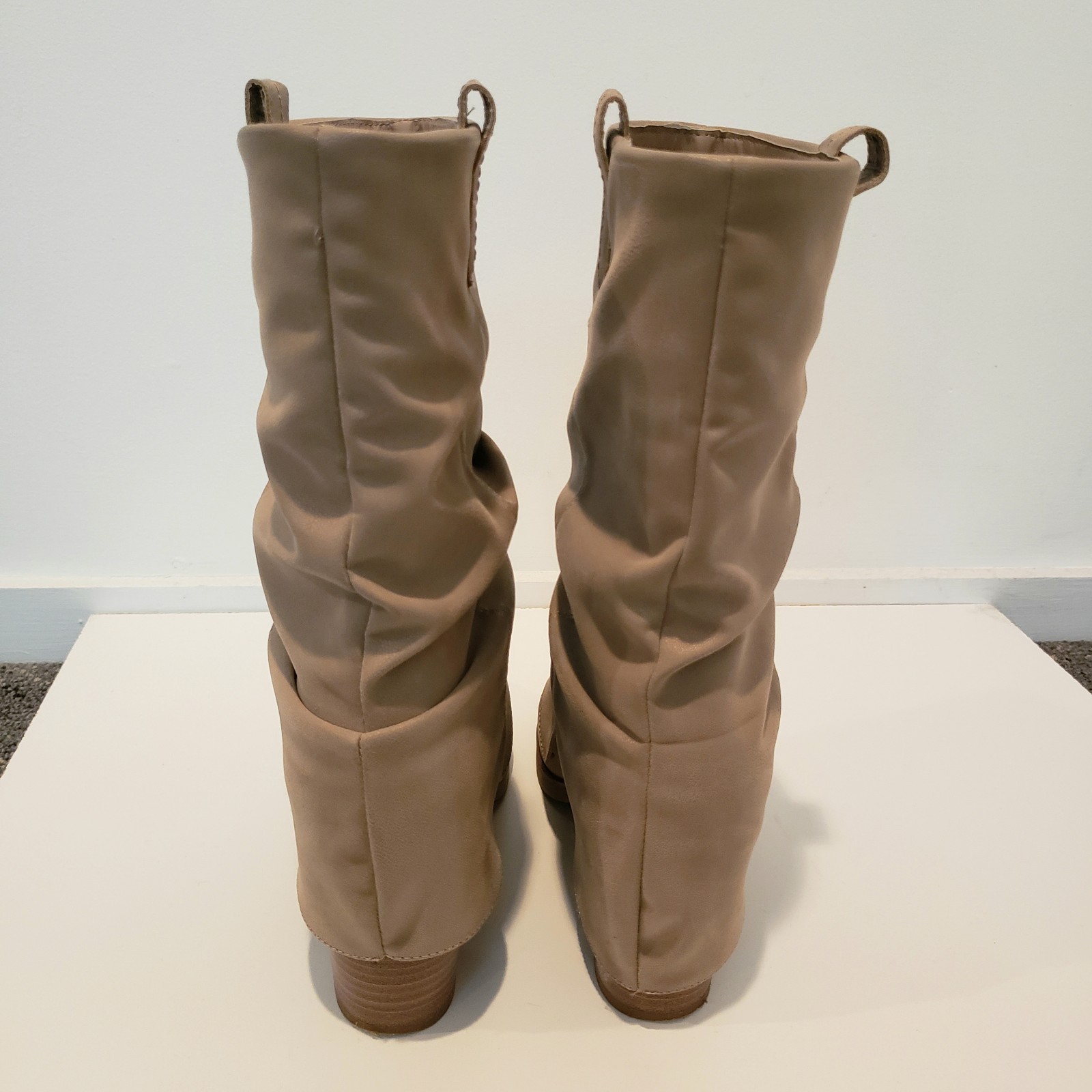 MIA Beige Boots Size 8.5M