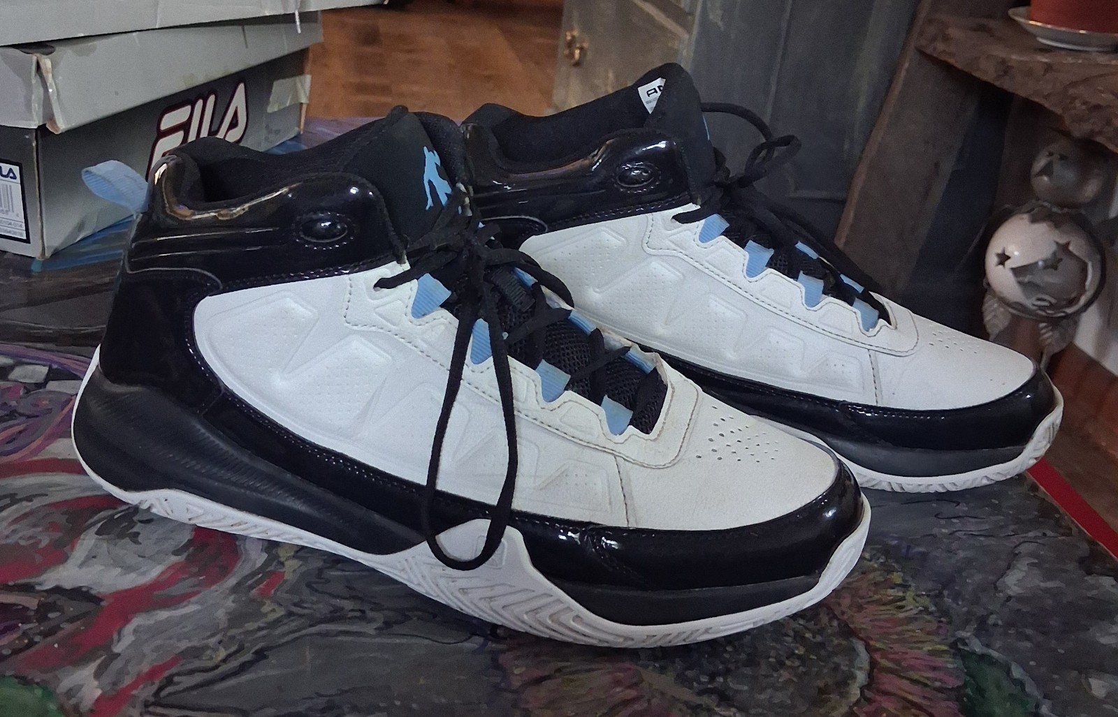 AND1 Men’s Mid Top Basketball Athletic Sneakers Colorblock Black/White/Blue