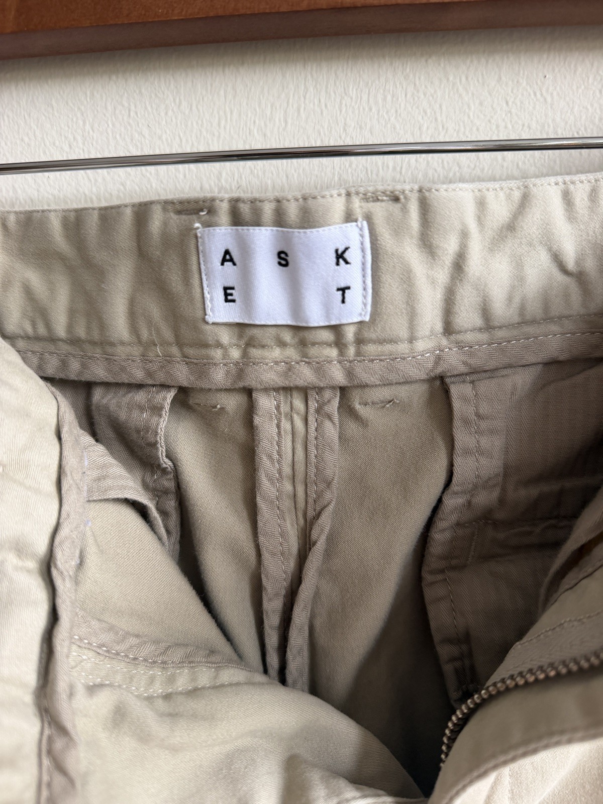 Asket Men’s Green Light Khaki Beige Twill Pants 31×30 Regular Fit