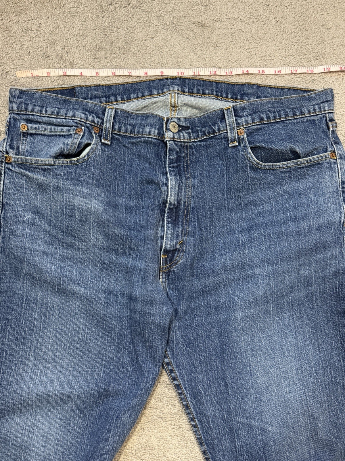 Levi’s Strauss 505 Regular Fit Jeans Blue Denim Medium Wash Pants Men’s 40×32
