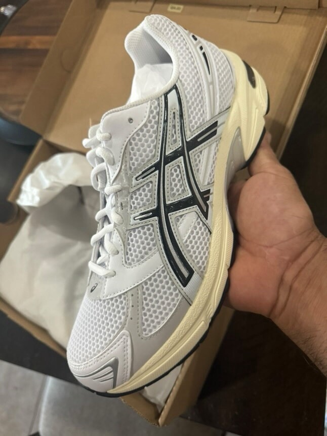 GEL-1130 1201A256-118 WHITE/CLOUD GREY