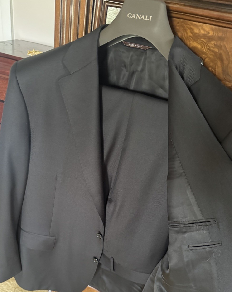 Canali Solid Wool Black Suit Size US 46R / EU 58 MSRP $2295