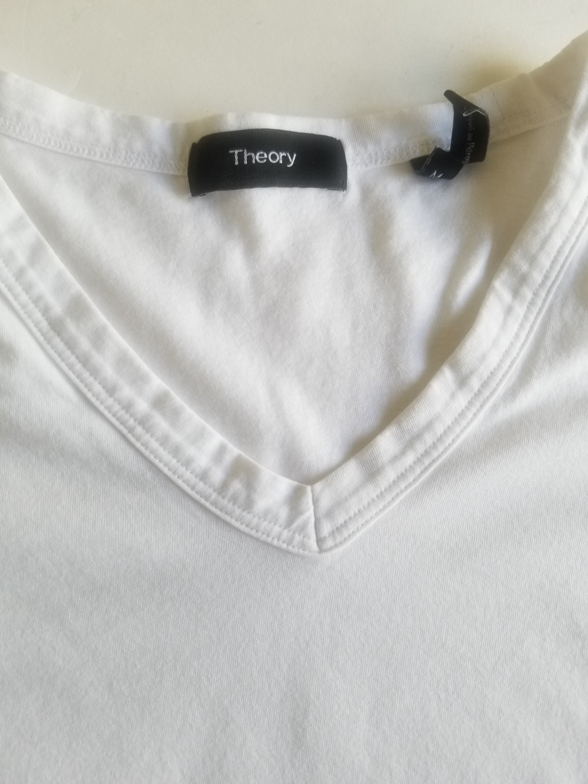 Theory 100% Pima Cotton V-Neck T-Shirt Mens Medium White Peru Luxury