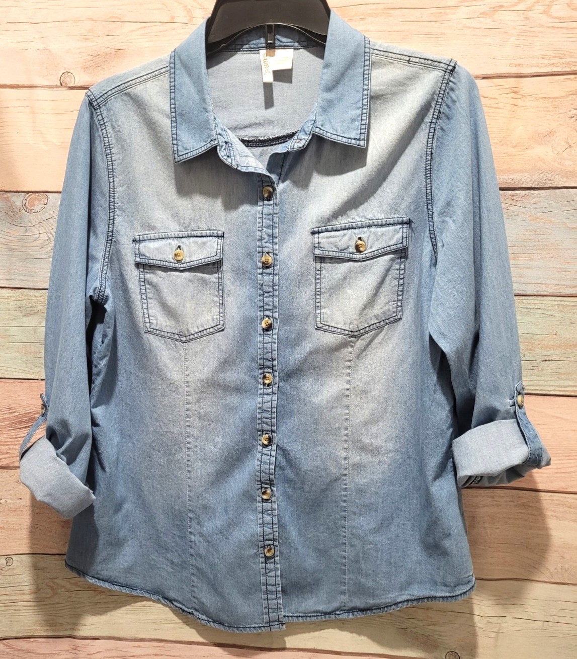 Passport Women’s Blue Denim Button Down Shirt Roll Tab Sleeve Cotton Size L