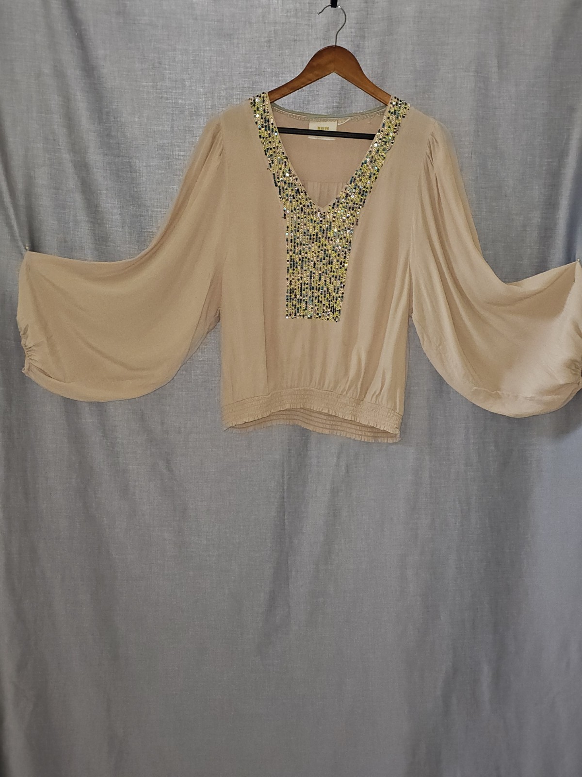 Maeve Beige Sequin V-Neck Balloon Long Sleeve Woven. boho. Blouse Top Size M