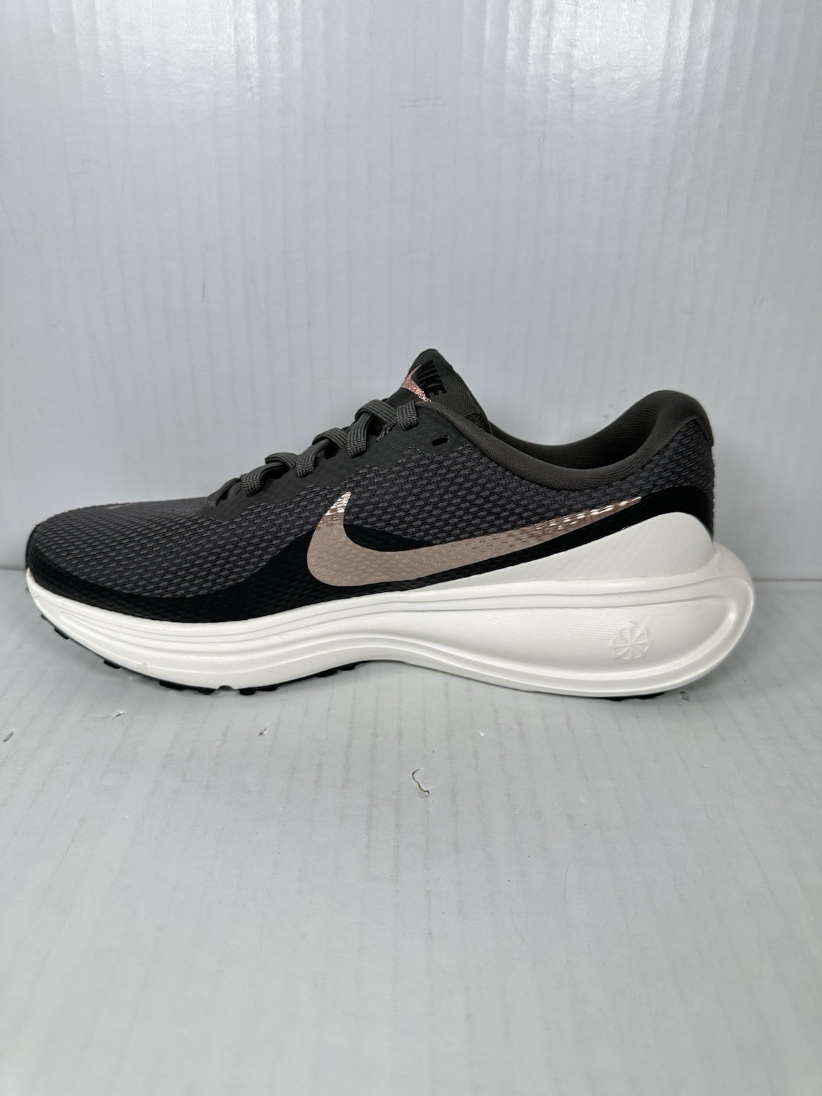 Size 7 Nike Revolution 8 Ash Black Womens Shoe Athletic Running HJ8485-200 NEW