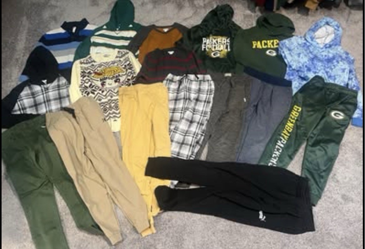 Huge 17 piece Lot Of Boys Back To School Clothing! Size 10/12-14/16 Lot 1
