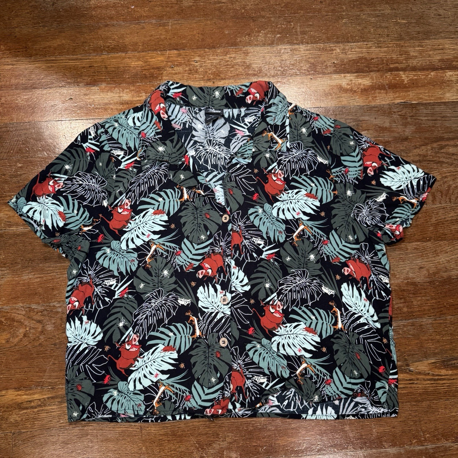 Her Universe Disney The Lion King Timon and Pumbaa Button up Size Medium