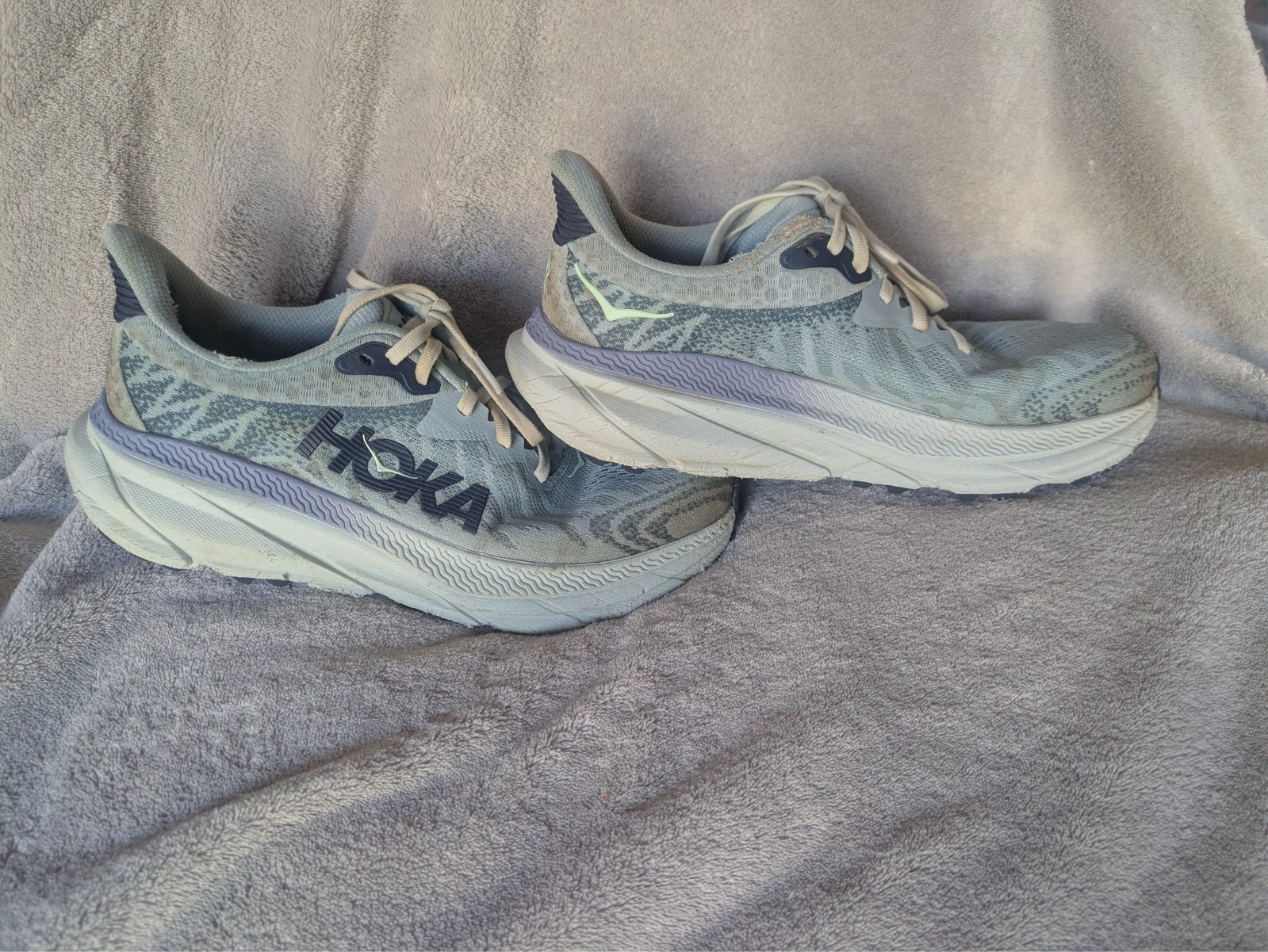 HOKA Women’s Challenger ATR 7 Trail Shoe Druzy/Droplet Size 7D (7 Wide)