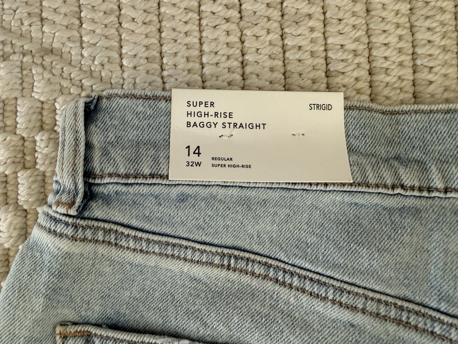 American Eagle Jean Women 14 32W Regular Strigid High Rise Baggy Distressed NWT