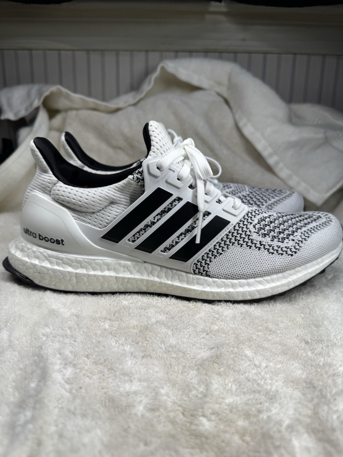 Size 10 Men’s – adidas UltraBoost 1.0 White Black