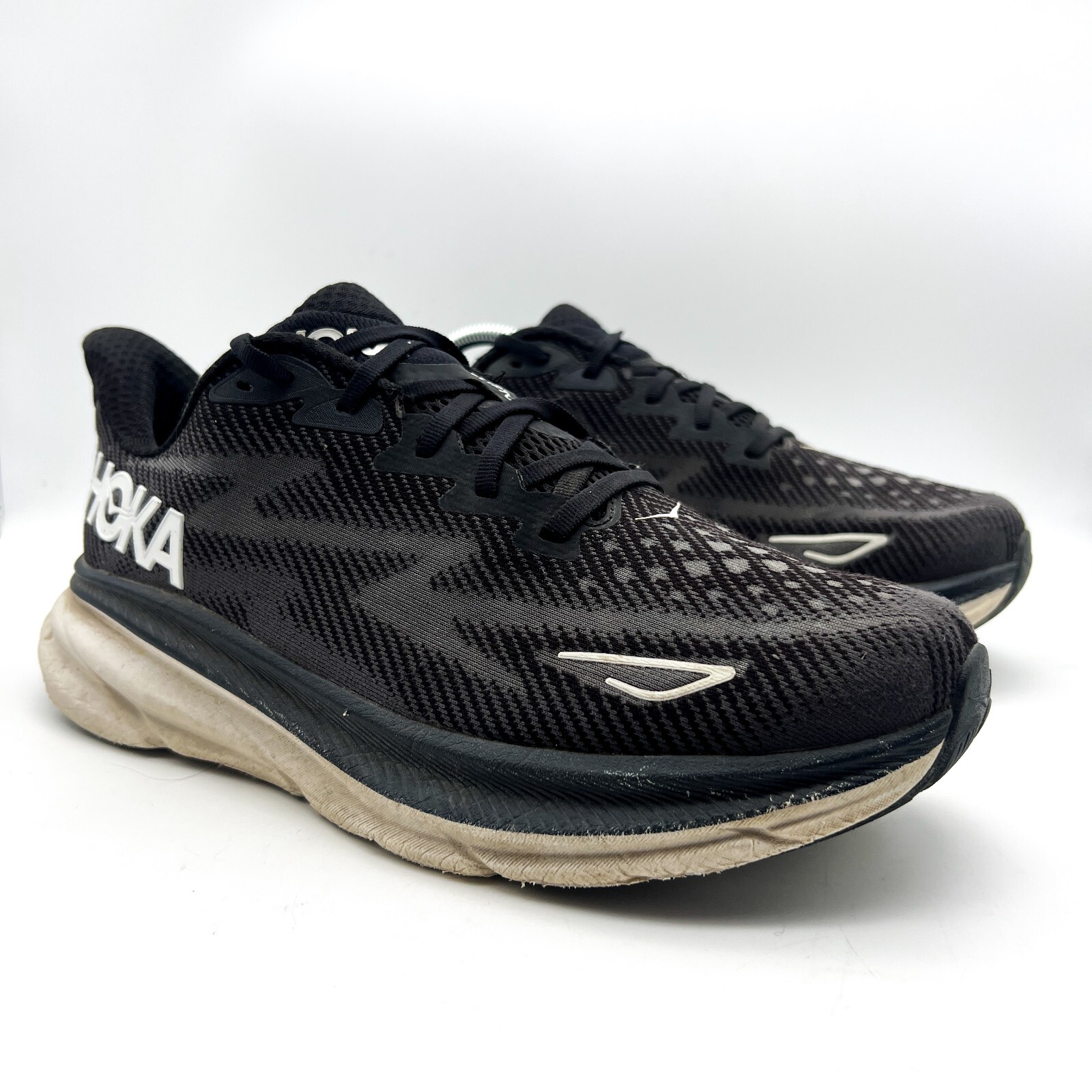 Hoka One One Clifton 9 Mens Size 10.5D Black White Running Shoes 1127895 BWHT