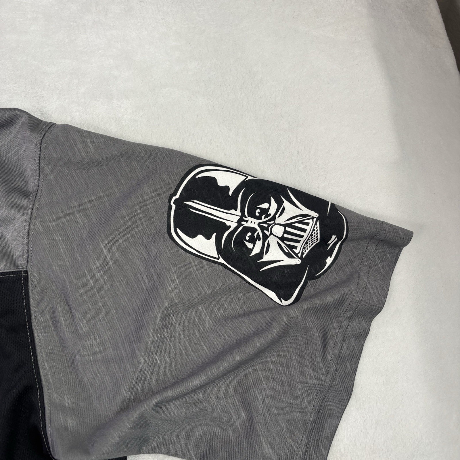 Star Wars Darth Vader #77 Black Grey Jersey Men’s XL Distressed