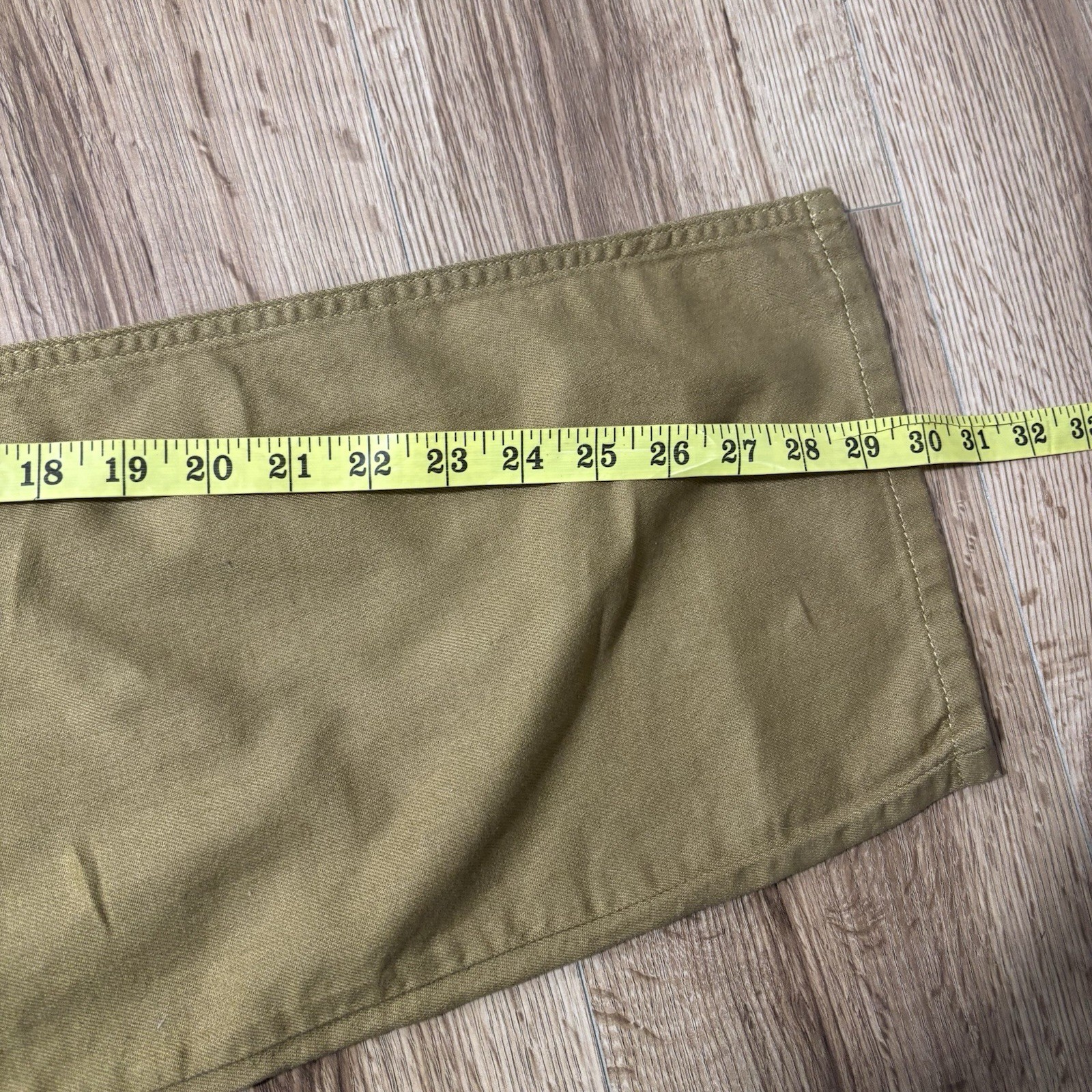 Levi’s Low Pro Straight Pants Women’s 32×30 Tan Relaxed Denim Jeans NWT