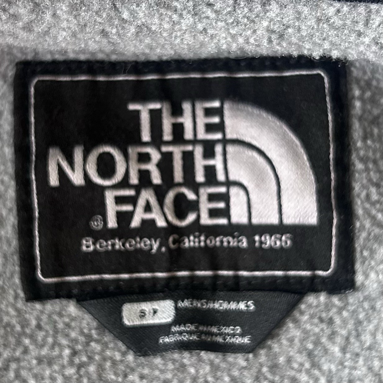 The North Face Denali Polartec Men’s Small Black/Gray Fleece Full Zip Jacket