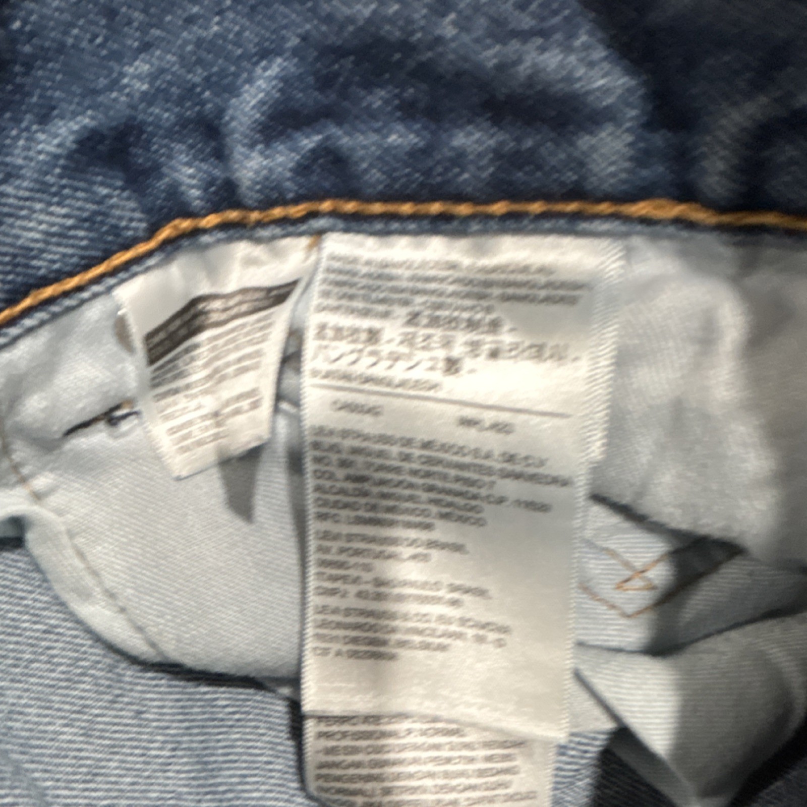 Levi’s 500 Series Men’s 505 Straight Blue Medium Wash Denim Jeans 5-Pocket