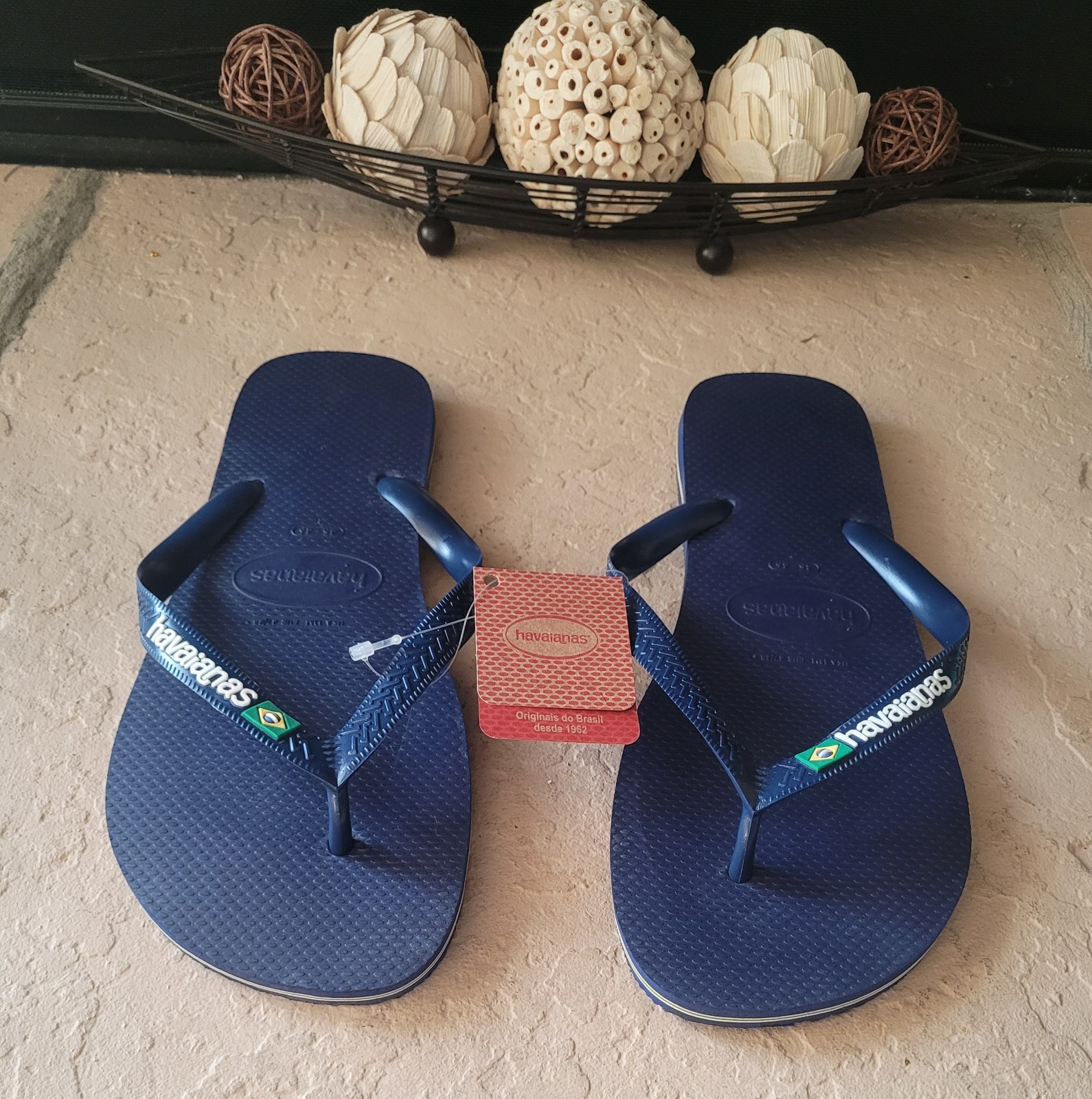Size 45/46 (12/13) Havaianas Brazil Flag Logo Navy Blue Men Sandals