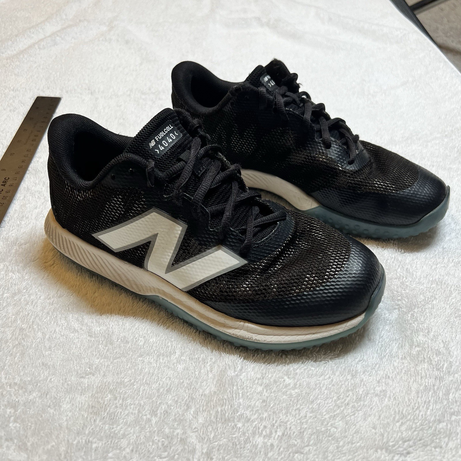 New Balance FuelCell 4040v7 TF Black Ice Blue Women’s Size 8 US