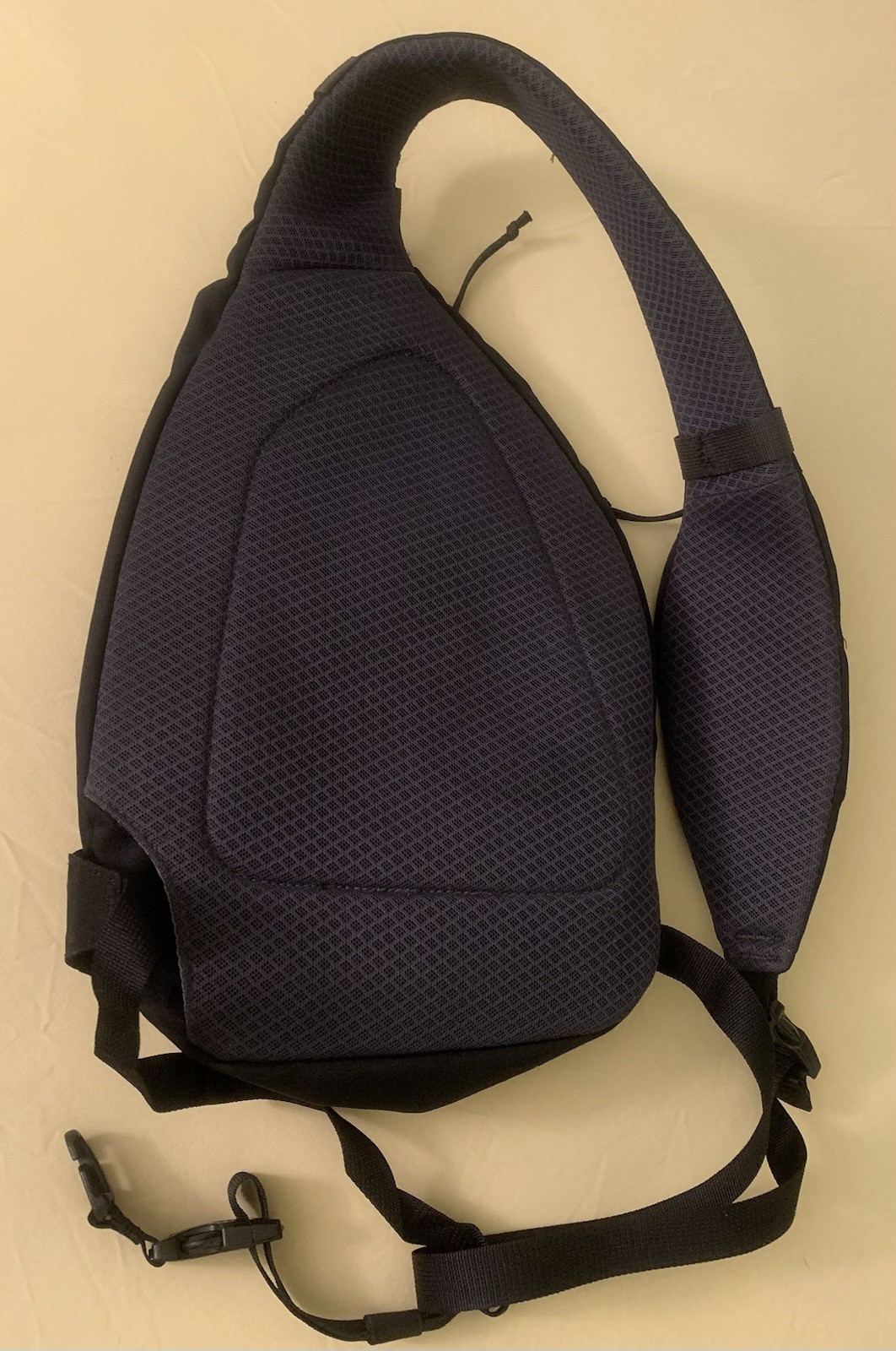 Patagonia Atom Sling Crossbody Bag 8L Black