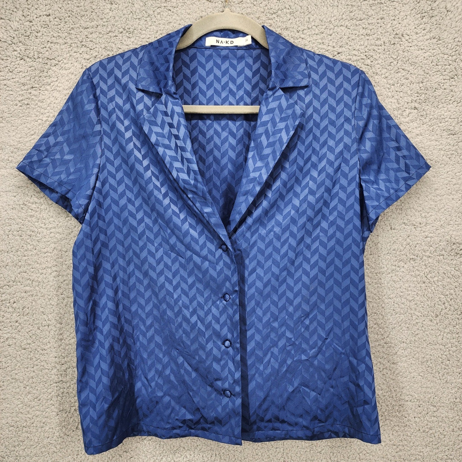 NA-KD Blue Herringbone Jacquard Short Sleeve Button Up Shirt Women’s Size 34