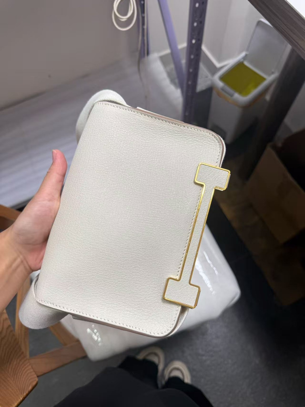 Auth Hermès Geta 20 Beton Chevre Mysore Leather Gold H Bar Hardware Flap Bag