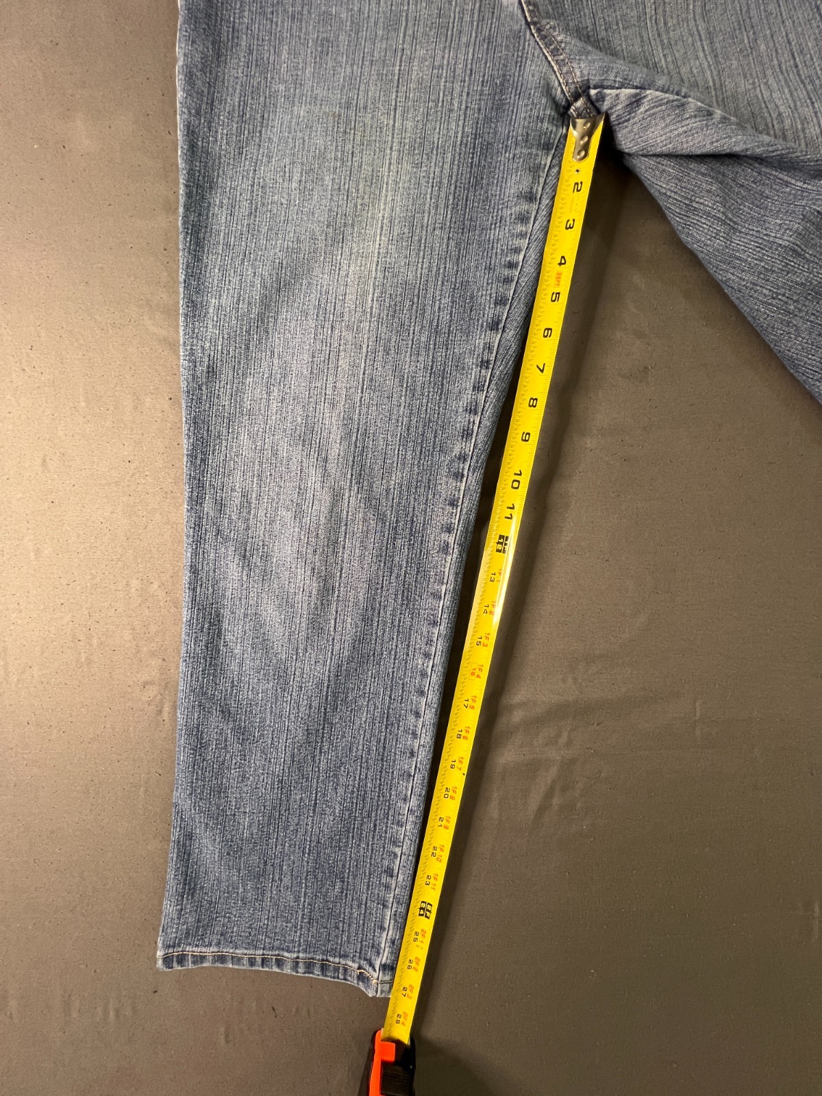 Gloria Vanderbilt Jeans Womens Size 12 Blue Straight Leg