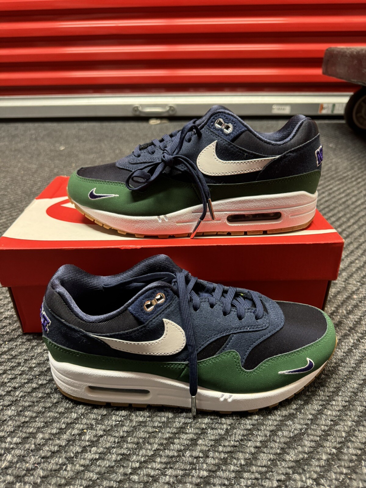 Nike Women’s Air Max 1 Gorge Green DV3887-400 Obsidian/Midnight Navy Size 8