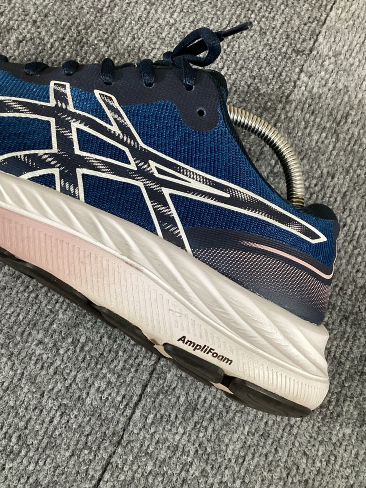 Asics Gel-Excite 9 sneakers men’s size 11