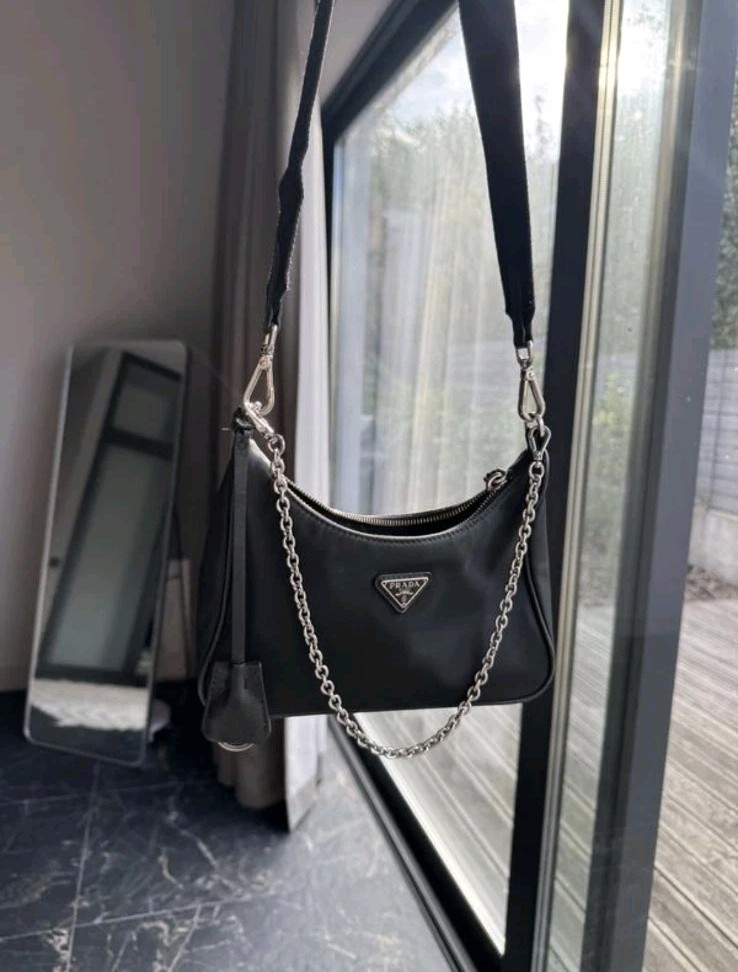 Prada Re-Edition 2005 Black Nylon Shoulder Bag Chain Strap Crossbody Purse Y2K