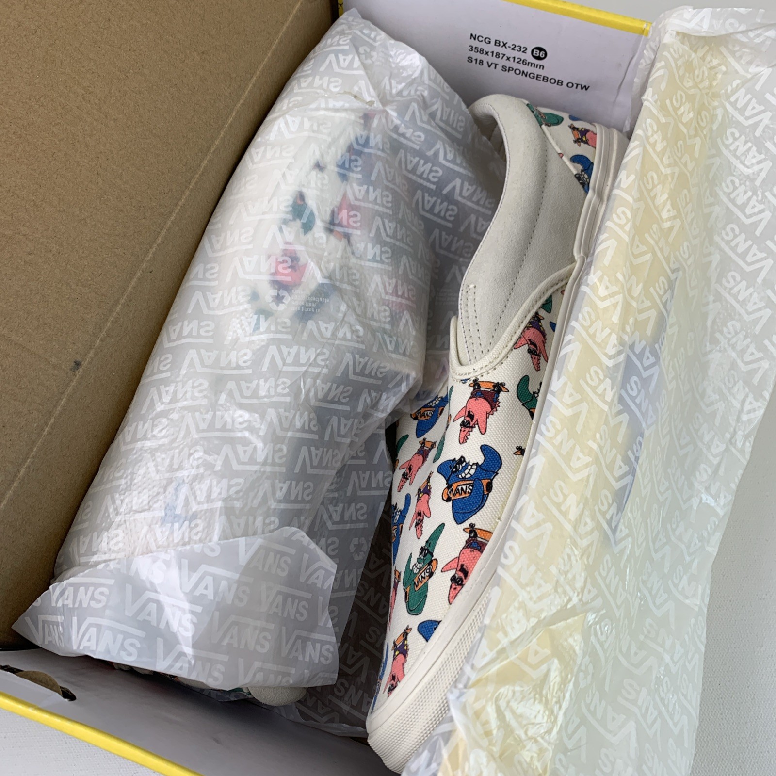 Vans Vault x Spongebob Patrick Star OG Classic Slip-On Sneakers VN000UDFQM1