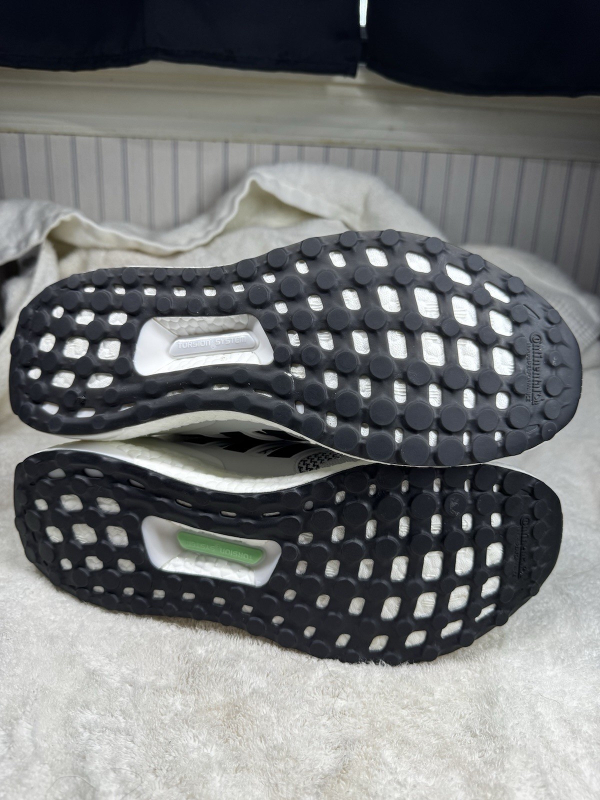Size 10 Men’s – adidas UltraBoost 1.0 White Black