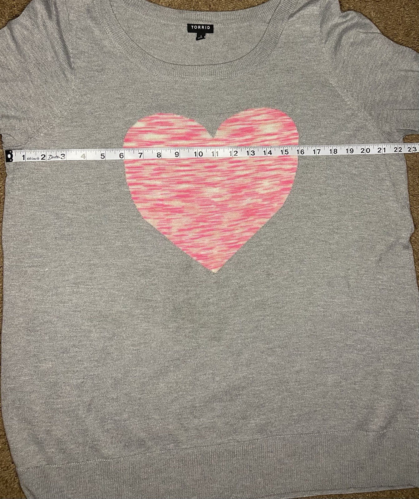 Torrid women’s Sz:1 Gray Knit Sweater Pink space dye heart Pullover Plus Size