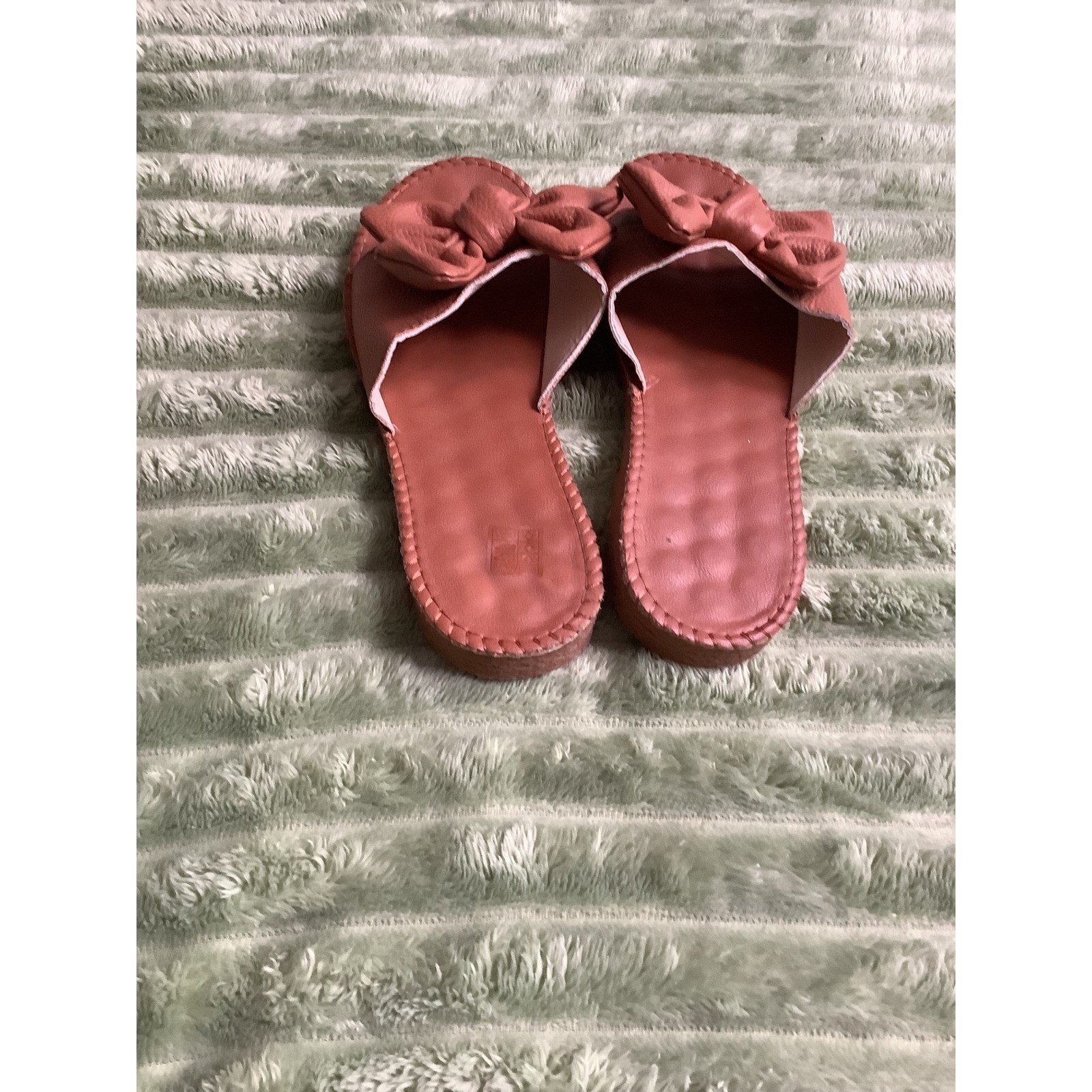Womens Dusty Rose Bow Slide Sandals Textured Faux Leather Slip On Flat Shoes