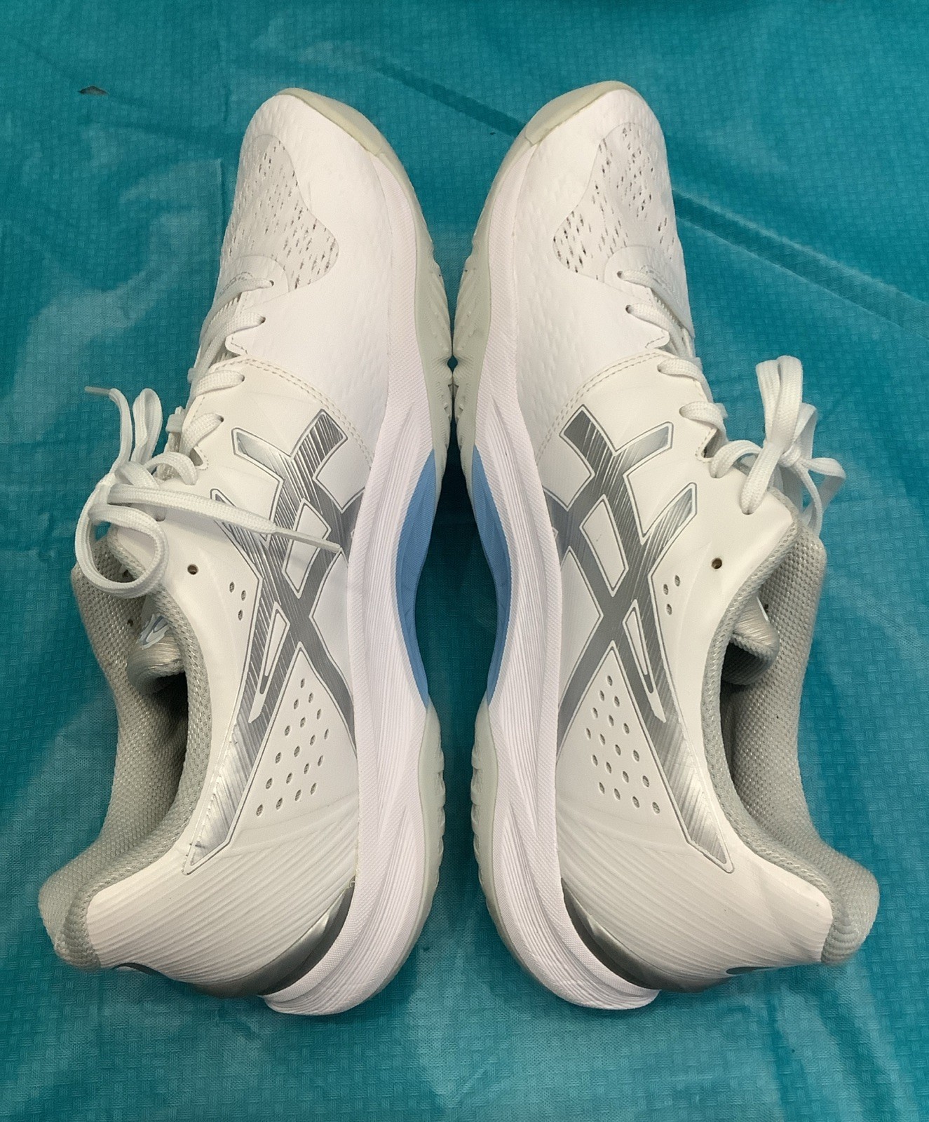 ASICS Sky Elite FF 1052A024 White Silver Volleyball Shoes Athletic Rare Men’s 14